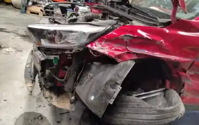 Veículo de Sucata kia stonic (ybcuv) black edition do ano 2001 alimentado 