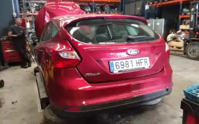 Veículo de Sucata ford focus lim. (cb8) trend do ano 2001 alimentado t1db