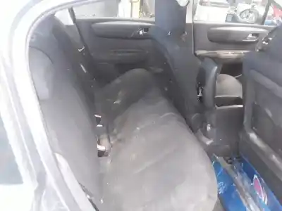 Veículo de Sucata citroen c4 berlina lx do ano 2001 alimentado 9hx