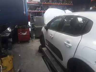 Vehicul casat citroen c3 aircross rip curl al anului 2001 alimentat hm105