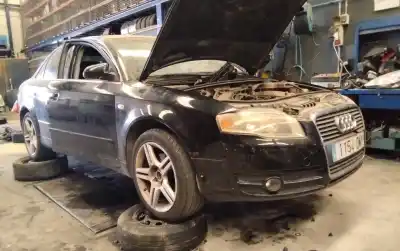 Veículo de Sucata AUDI A4 BERLINA (8E) 2.0 TDI 16V (103kW) do ano 2001 alimentado BLB