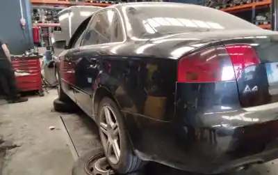 Sloopvoertuig audi a4 berlina (8e) 2.0 tdi 16v (103kw) van het jaar 2001 aangedreven blb