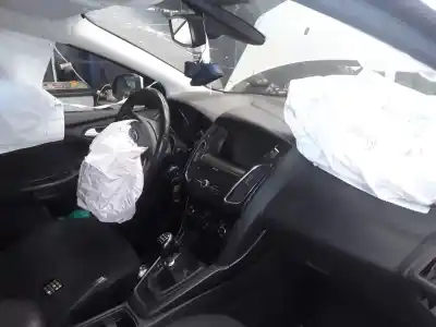 Scrapping Vehicle ford focus active of the year 2001 powered 