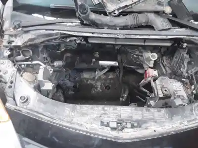 Veículo de Sucata renault modus confort dynamique 98 cv / 72 kw do ano 2001 alimentado k4j770