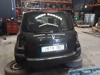 Veículo de Sucata renault modus confort dynamique 98 cv / 72 kw do ano 2001 alimentado k4j770