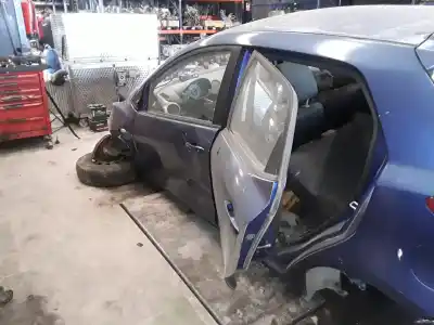 Veículo de Sucata mazda 2 berlina (dy) 1.4 diesel cat do ano 2001 alimentado 