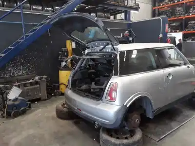 Здавання транспортного засобу mini mini (r50, r53) cooper s року 2001 потужний 
