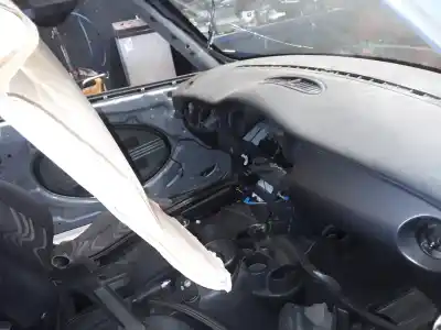 Здавання транспортного засобу mini mini (r50, r53) cooper s року 2001 потужний 