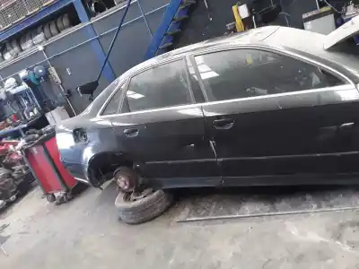 Veículo de Sucata audi a4 berlina (8e) 2.0 tdi 16v (103kw) do ano 2001 alimentado 
