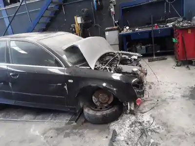 Veículo de Sucata audi a4 berlina (8e) 2.0 tdi 16v (103kw) do ano 2001 alimentado 