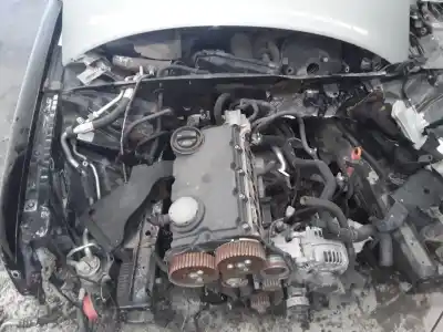Veicolo di demolizione AUDI A4 BERLINA (8E) 2.0 TDI 16V (103kW) dell'anno 2001 alimentato 