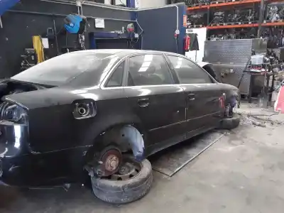 Veículo de Sucata audi a4 berlina (8e) 2.0 tdi 16v (103kw) do ano 2001 alimentado 