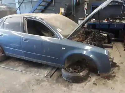 Veículo de Sucata audi a4 avant (8e) 1.9 tdi do ano 2001 alimentado 