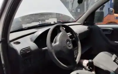 Veicolo di demolizione opel combo edition blue line dell'anno 2001 alimentato z17dth