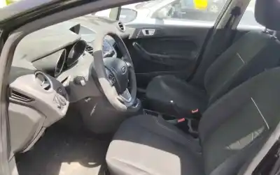 Veículo de Sucata ford fiesta (cb1) trend do ano 2001 alimentado 