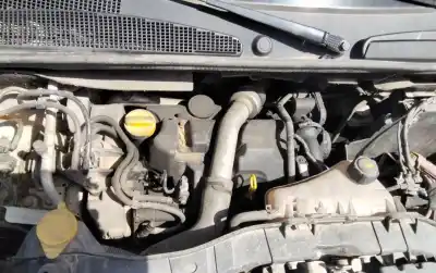 Veicolo di demolizione renault kangoo expression 110 cv / 81 kw dell'anno 2001 alimentato k9k804