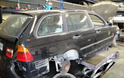 Veículo de Sucata BMW SERIE 3 TOURING (E46) 320d do ano 2001 alimentado 