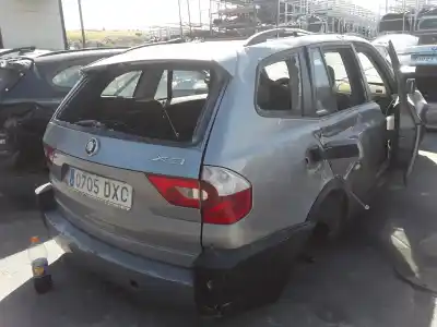 Veículo de Sucata bmw serie x3 (e83) 2.0d [2.0 ltr. - 110 kw 16v diesel cat] do ano 2001 alimentado 