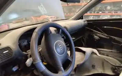 Scrapping Vehicle audi a3 (8l1) 1.8 of the year 2001 powered apg