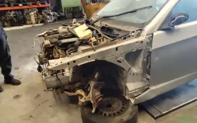 Veículo de Sucata bmw serie 3 coupe (e92) 325i do ano 2001 alimentado n52b25a