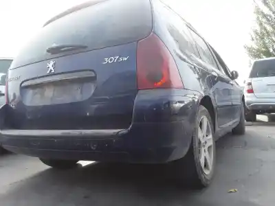 Scrapping Vehicle PEUGEOT 307 BREAK/SW (S2) SW Pack 136 CV / 100 KW of the year 2001 powered 