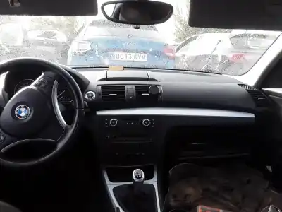 Veículo de Sucata bmw serie 1 berlina (e81/e87) 116d do ano 2001 alimentado n47d20a