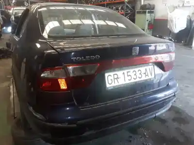 Sloopvoertuig seat toledo (1m2) select van het jaar 2001 aangedreven ahf