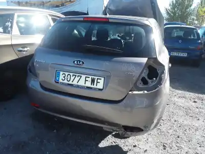 Veículo de Sucata kia ceed active 116 cv / 85 kw do ano 2001 alimentado d4fb