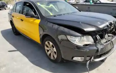 Здавання транспортного засобу skoda superb combi (3t5) comfort року 2001 потужний cffb