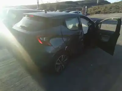 Veículo de Sucata nissan micra v (k14) urban do ano 2001 alimentado 