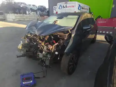 Veículo de Sucata nissan micra v (k14) urban do ano 2001 alimentado 