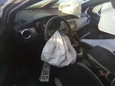 Veículo de Sucata nissan micra v (k14) urban do ano 2001 alimentado 