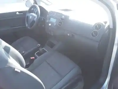 Veículo de Sucata volkswagen golf plus (5m1) trendline do ano 2001 alimentado bxe