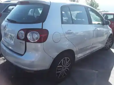 Veículo de Sucata volkswagen golf plus (5m1) trendline do ano 2001 alimentado bxe