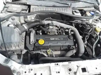Veículo de Sucata OPEL CORSA C Club do ano 2001 alimentado 