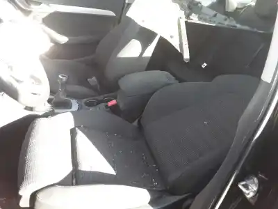 Scrapping Vehicle audi q3 (8ug) básico 120 cv / 88 kw of the year 2001 powered dft