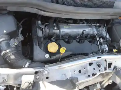 Veículo de Sucata opel zafira b sport do ano 2001 alimentado z19dt