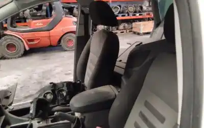 Veículo de Sucata ford focus lim. (cb8) ambiente do ano 2001 alimentado 