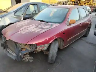 Veículo de Sucata seat toledo (1m2) select do ano 2001 alimentado 