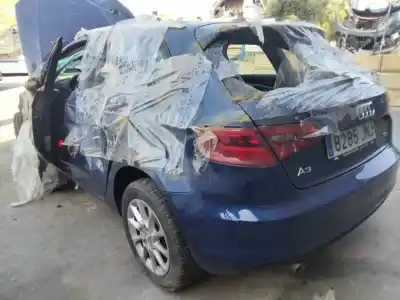 Veicolo di demolizione audi a3 sportback (8va) attraction dell'anno 2001 alimentato cxx