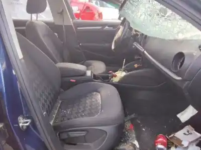 Veicolo di demolizione audi a3 sportback (8va) attraction dell'anno 2001 alimentato cxx