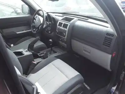 Veicolo di demolizione dodge nitro se dell'anno 2001 alimentato vm51c