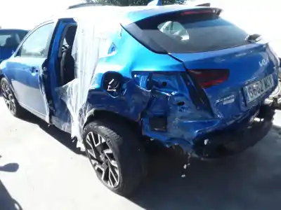 Здавання транспортного засобу kia xceed etech phev 141 cv / 104 kw року 2001 потужний g4lk