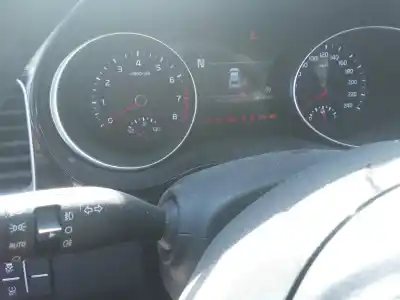 Здавання транспортного засобу kia xceed etech phev 141 cv / 104 kw року 2001 потужний g4lk