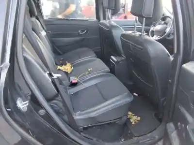 Veicolo di demolizione RENAULT SCENIC III Limited dell'anno 2001 alimentato 