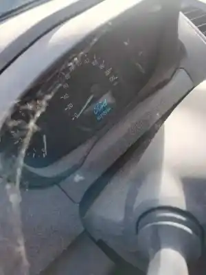 Здавання транспортного засобу ford ka+ essential року 2001 потужний b2ka