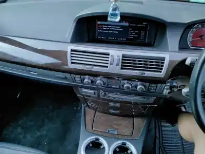 Scrapping Vehicle bmw serie 7 (e65/e66) 730d of the year 2001 powered 306d2