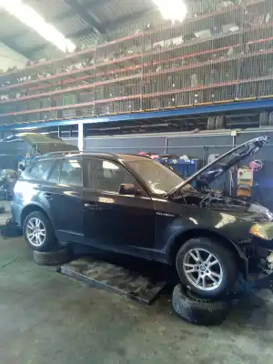 Veículo de Sucata bmw x3 (e83) 2.0d do ano 2001 alimentado m47t2