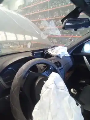 Veículo de Sucata bmw x3 (e83) 2.0d do ano 2001 alimentado m47t2