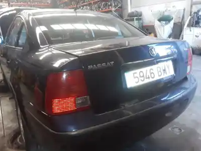 Veículo de Sucata volkswagen passat b5 (3b2) 1.9 tdi do ano 2001 alimentado afn